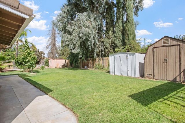 810 River Raft Ct, Modesto, CA 95351
