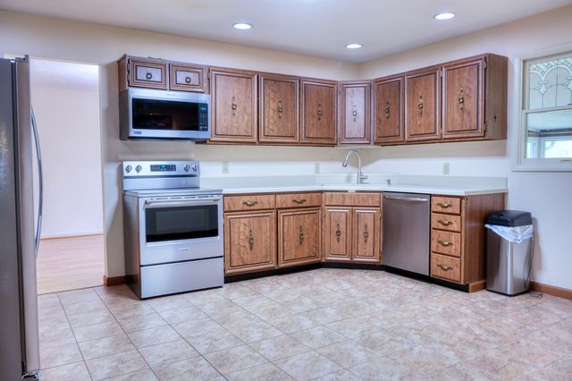 261 High Forest Drive, Carbondale, IL 62903