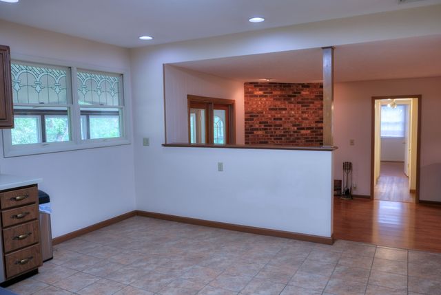 261 High Forest Drive, Carbondale, IL 62903