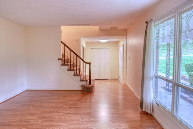 261 High Forest Drive, Carbondale, IL 62903