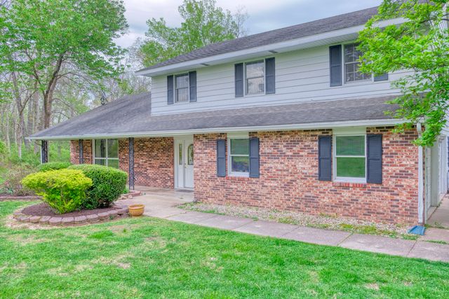 261 High Forest Drive, Carbondale, IL 62903