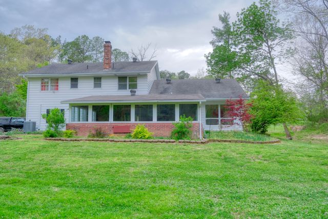 261 High Forest Drive, Carbondale, IL 62903