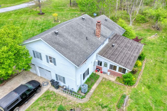 261 High Forest Drive, Carbondale, IL 62903