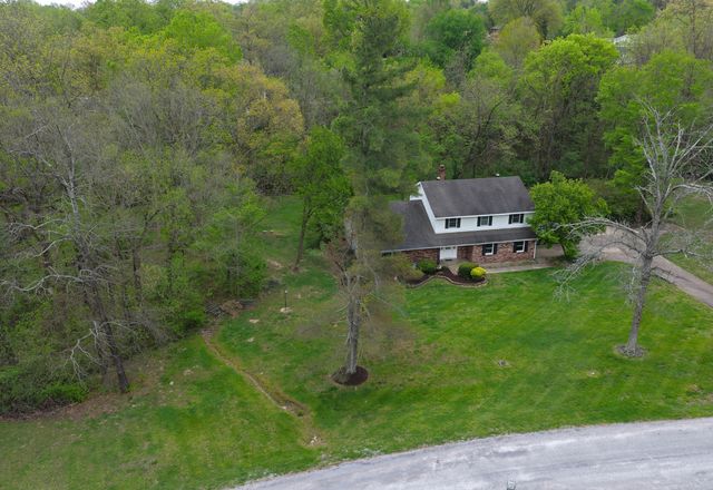 261 High Forest Drive, Carbondale, IL 62903