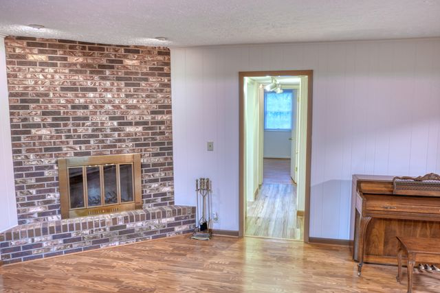 261 High Forest Drive, Carbondale, IL 62903