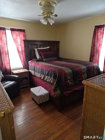 126 West Helen Street, Hamden, CT 06514