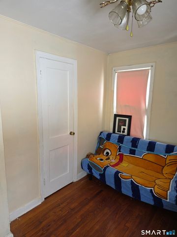 126 West Helen Street, Hamden, CT 06514