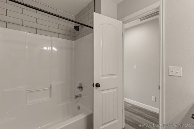 116 W Dogwood Street, Skiatook, OK 74070