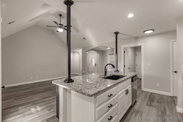 116 W Dogwood Street, Skiatook, OK 74070