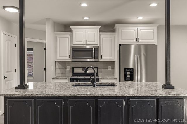 116 W Dogwood Street, Skiatook, OK 74070