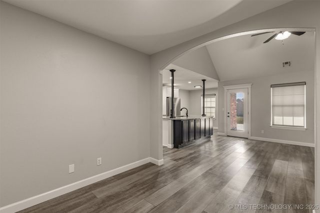 116 W Dogwood Street, Skiatook, OK 74070