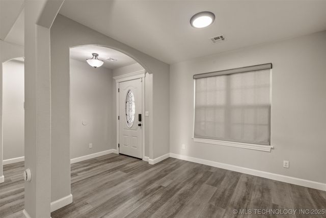 116 W Dogwood Street, Skiatook, OK 74070