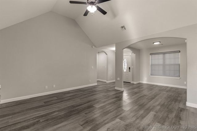 116 W Dogwood Street, Skiatook, OK 74070