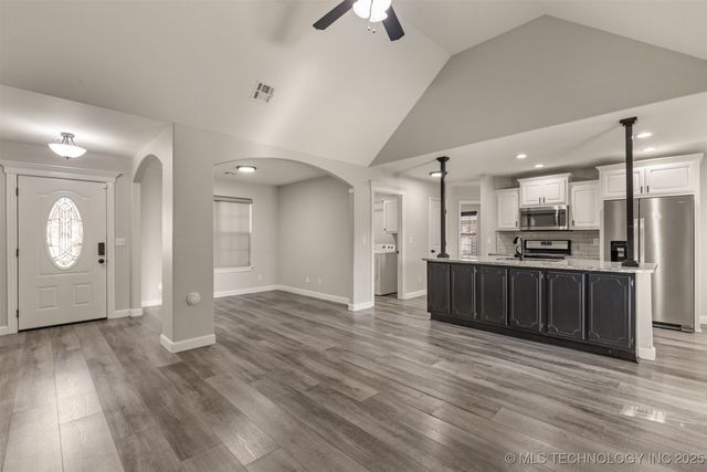 116 W Dogwood Street, Skiatook, OK 74070