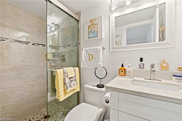 1417 Chesapeake AVE # 106, Naples, FL 34102