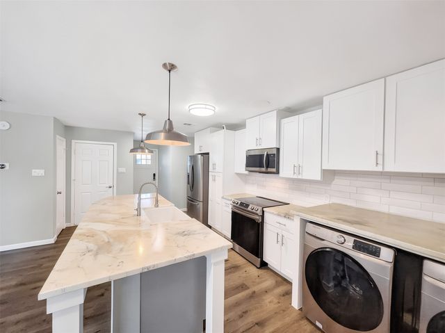 109 N Heights Drive, Crowley, TX 76036