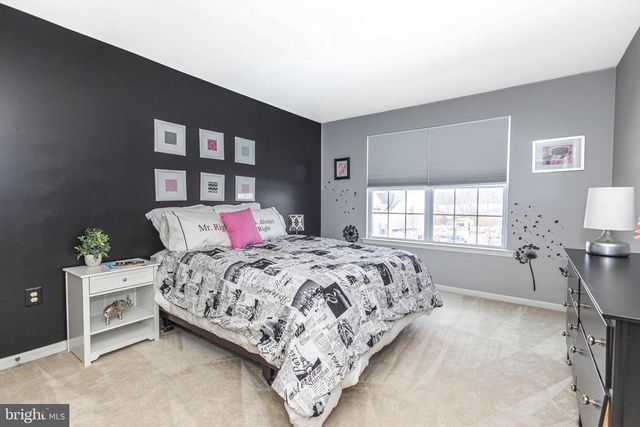 362 MEADOW LN, Telford, PA 18969