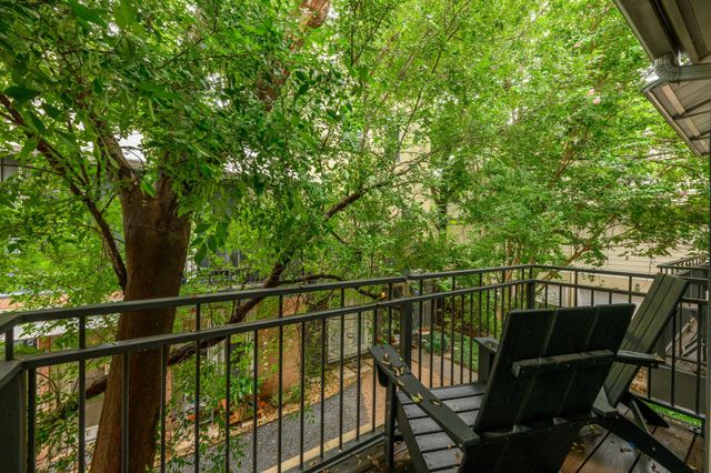 1205 Kinney Ave H, Austin, TX 78704