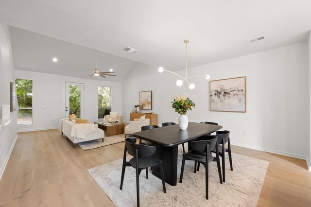 1205 Kinney Ave H, Austin, TX 78704
