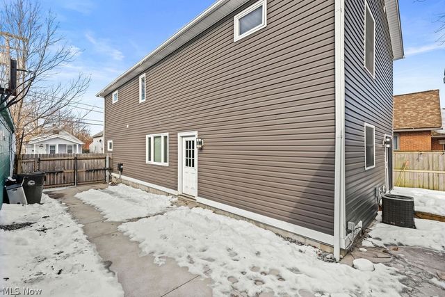 1457 W 52nd Street, Cleveland, OH 44102