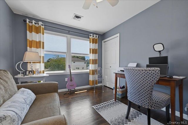 346 Seaford Avenue, Massapequa, NY 11758