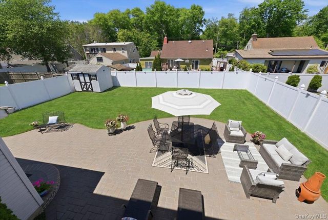 346 Seaford Avenue, Massapequa, NY 11758