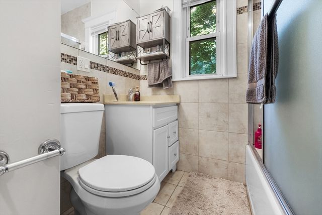 39 Mcdonald St 41, Quincy, MA 02169