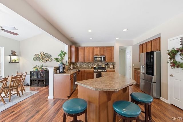 4473 Millstream Drive, Clay, NY 13041