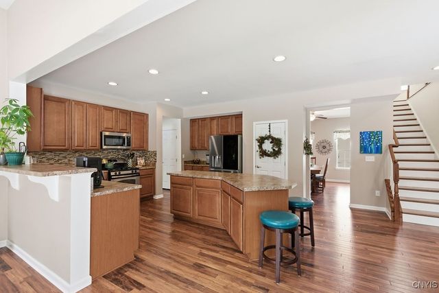 4473 Millstream Drive, Clay, NY 13041