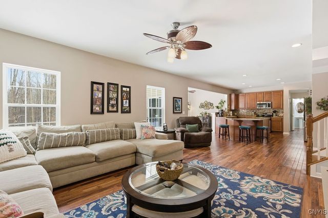 4473 Millstream Drive, Clay, NY 13041