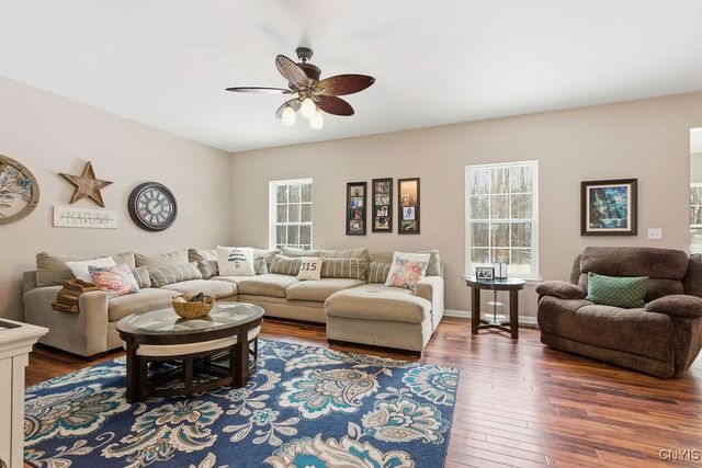 4473 Millstream Drive, Clay, NY 13041