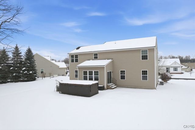 4473 Millstream Drive, Clay, NY 13041