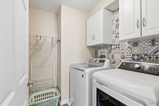 4473 Millstream Drive, Clay, NY 13041