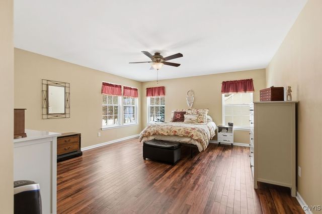 4473 Millstream Drive, Clay, NY 13041