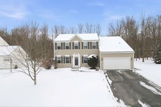 4473 Millstream Drive, Clay, NY 13041
