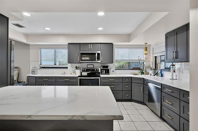 3 BLAKE COURT, Palm Coast, FL 32137