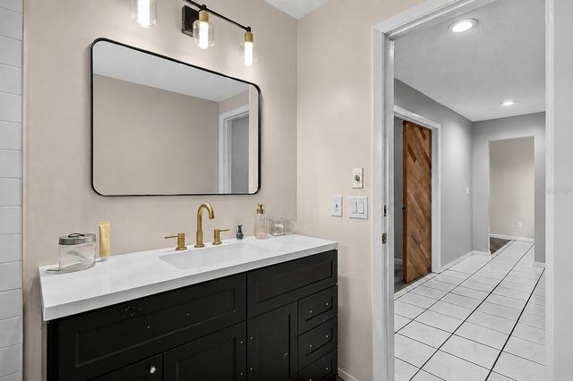 3 BLAKE COURT, Palm Coast, FL 32137