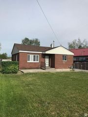 939 N REDWOOD RD, Salt Lake City, UT 84116