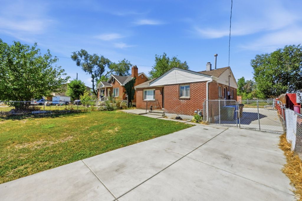 939 N REDWOOD RD, Salt Lake City, UT 84116 — photo 3