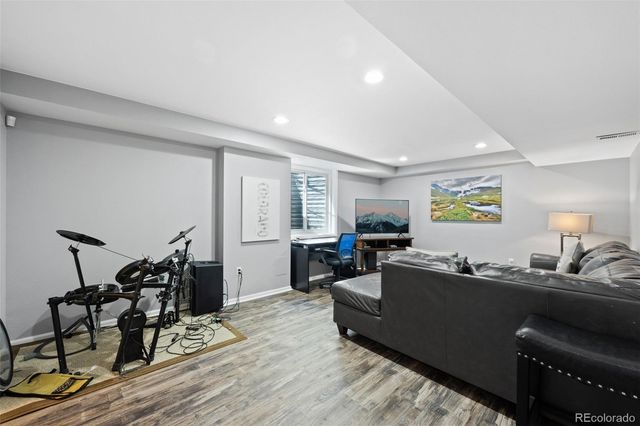 4124 E Hinsdale Circle, Centennial, CO 80122