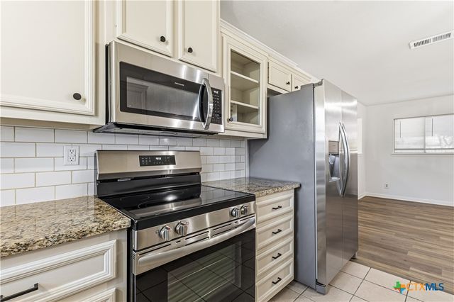 2104 Delwin Circle, Killeen, TX 76541