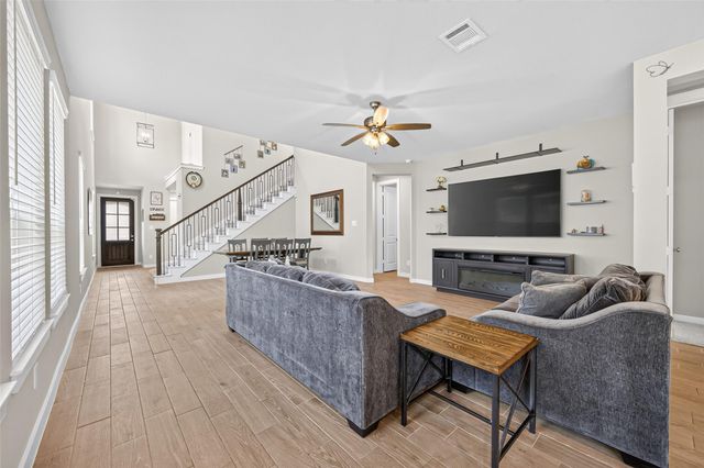 866 Sendero Trail, Conroe, TX 77304