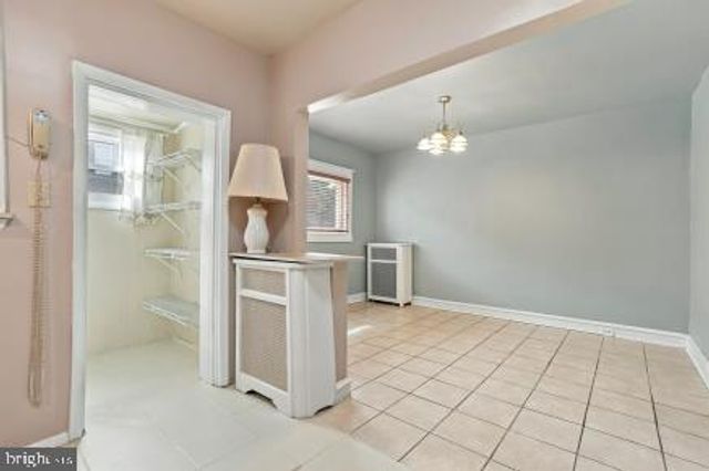 1998 N 52ND ST, Philadelphia, PA 19131