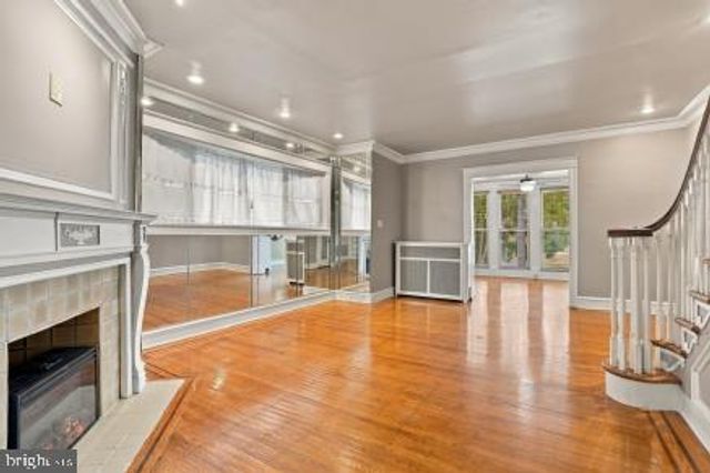 1998 N 52ND ST, Philadelphia, PA 19131