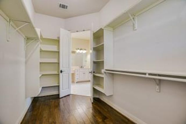 2401 Sailpoint DR, Spicewood, TX 78669