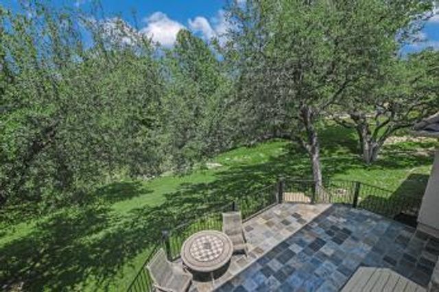 2401 Sailpoint DR, Spicewood, TX 78669