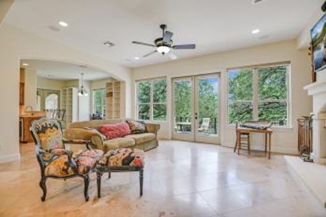 2401 Sailpoint DR, Spicewood, TX 78669