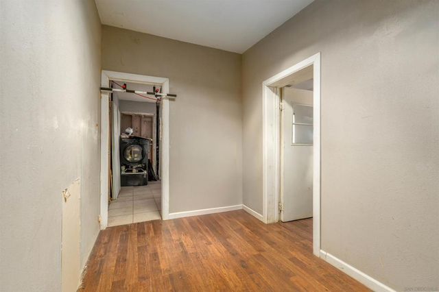 28587 Goetz Rd, Canyon Lake, CA 92587