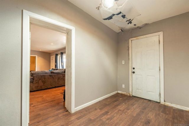 28587 Goetz Rd, Canyon Lake, CA 92587