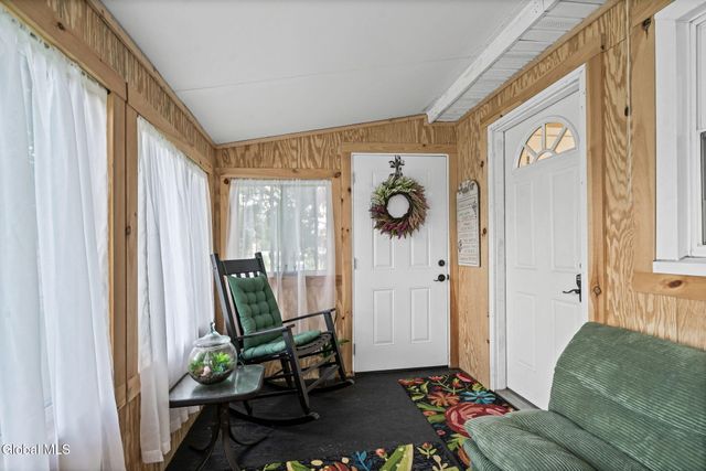 2525 Consaul Road, Schenectady, NY 12304
